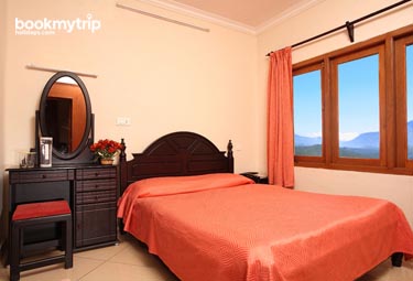 Bookmytripholidays | Hotel Lake View,Ooty  | Best Accommodation packages